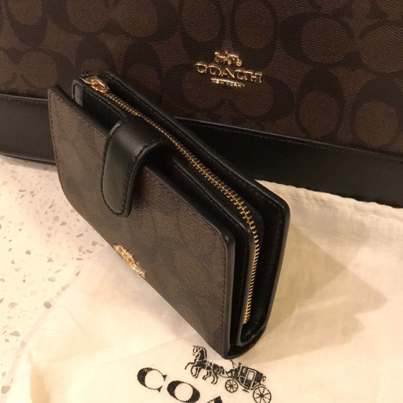 NWT Coach Lg Signature Sierra Satchel w/ Wallet - Picture 3 of 8